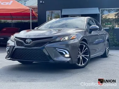 Toyota Camry 2019