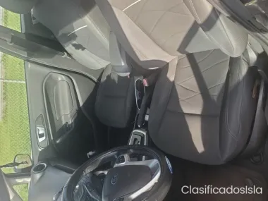 2014 Ford Fiesta 70.5k