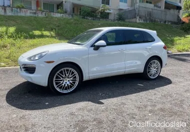 2014 Porsche Cayenne AWD 4dr Manual