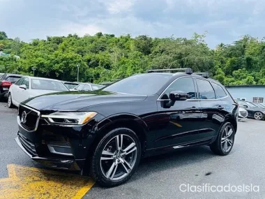 2018 Volvo XC60 T5 AWD Momentum