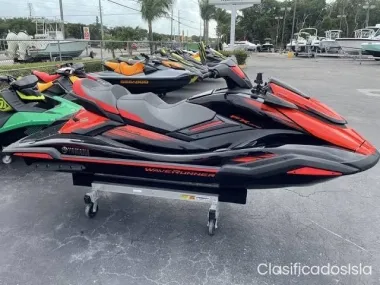 2021 Yamaha Waverunners FX Limited