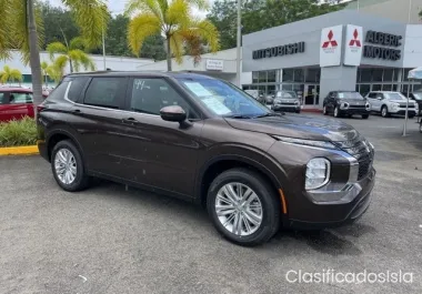 2022 Mitsubishi Outlander ES FWD