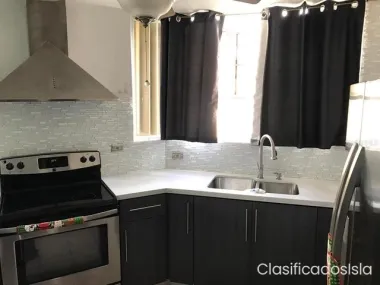 Apartment PH has 3 Bedrooms, 2 Bath