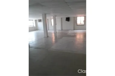 Caguas LOCAL COMERCIAL 2DO NIVEL AR