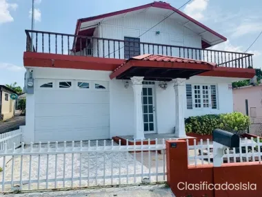 Casa de pueblo, a $92,000. Veala!