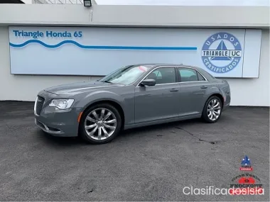 Chrysler 300 2019
