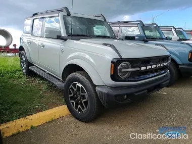 Ford Bronco Base 2021