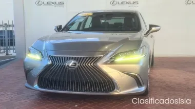 Lexus ES 2020