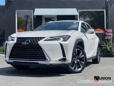 Lexus UX 2021