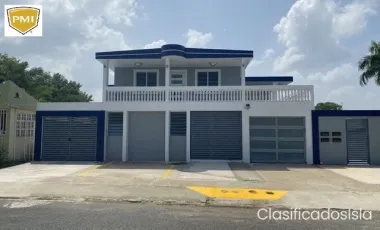 Multi-Familiar en Urb. Boneville