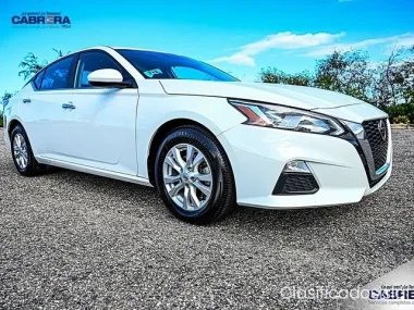Nissan Altima 2019