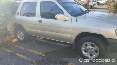 Nissan Pathfinder año 2000 diario a
