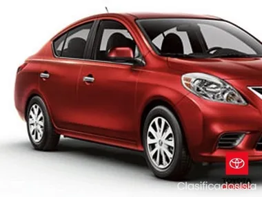 Nissan Versa SV 2012