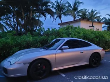 Porsche (11 Carrera 4S