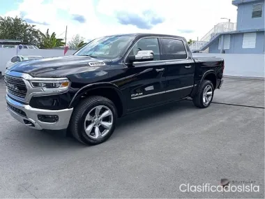 RAM1500 LIMITED 4x4 CREW CAB 5.7 inch box