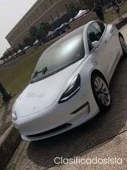Tesla M3 Como Nuevo 3100 Millas
