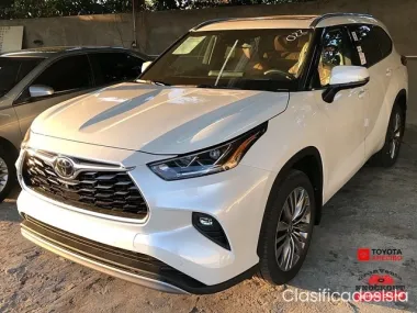 Toyota Highlander 2021