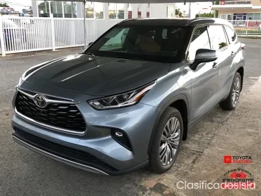 Toyota Highlander 2021