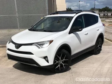 TOYOTA RAV 4 SE 2017 ¡ESPECTACULAR!