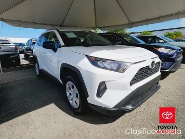 Toyota RAV4 LE 2021