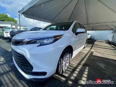 Toyota Sienna 2022