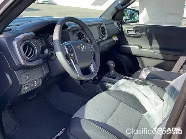 Toyota Tacoma 2WD 2021