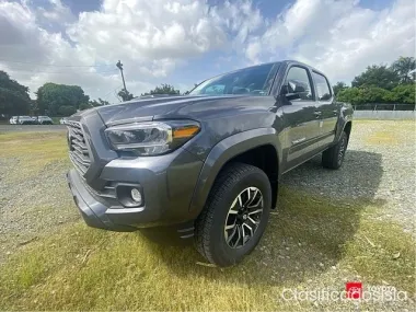 Toyota Tacoma 4WD 2021