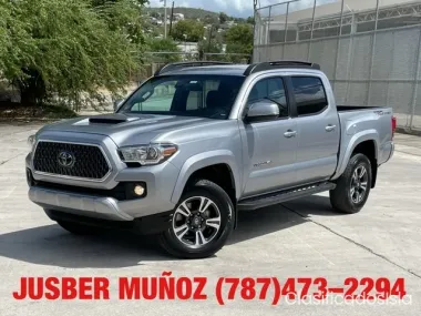 TOYOTA TACOMA TRD SPORT ! NITIDA !