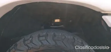 Toyota Tundra Limited V8