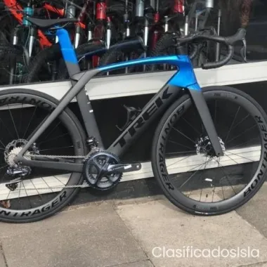 TREK MADONE SLR 9 ROAD BIKE