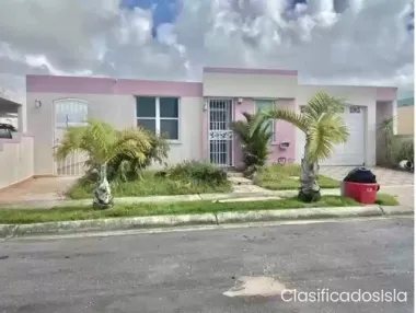 10 Calle Victoria, Naguabo, PR 0071