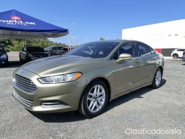 2013 Ford Fusion 4dr Sdn SE FWD