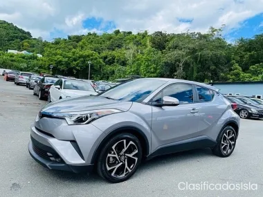 2019 Toyota C-HR XLE FWD (Natl)