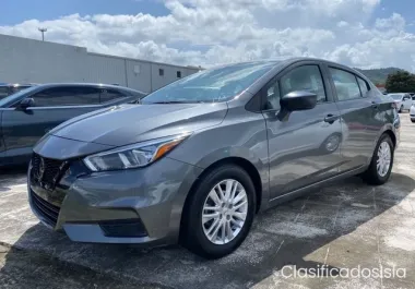 2020 Nissan Versa S CVT