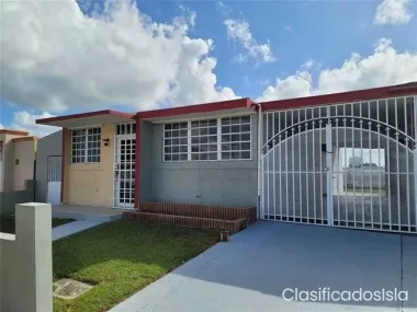 3rd Urb El Rosario St Unit Q5, Vega