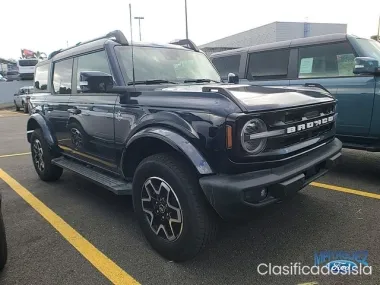 Ford Bronco Base 2021