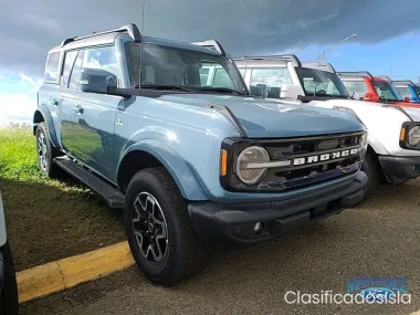 Ford Bronco Base 2021
