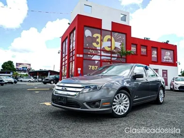 Ford Fusion Hybrid 2011