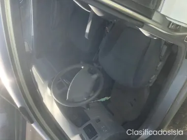 Kia Rio 2003 - 82mil millas