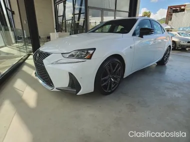 Lexus IS 2020