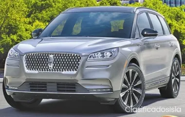 Lincoln Corsair 2021