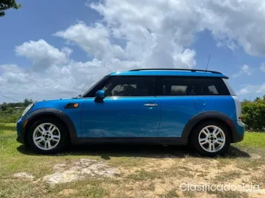 MINI Cooper Clubman 2012