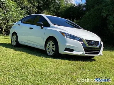 Nissan Versa 2021