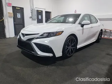 Toyota Camry 2021