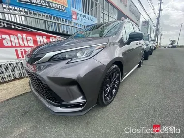 Toyota Sienna 2021