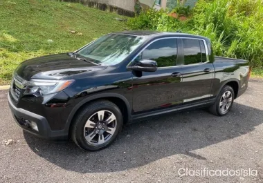 2017 Honda Ridgeline RTL-T 4x2 Crew Cab 5.3' Bed
