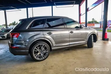 AUDI Q7 2019