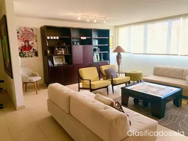 Beautiful and artsy 2 bedrm/2 bath