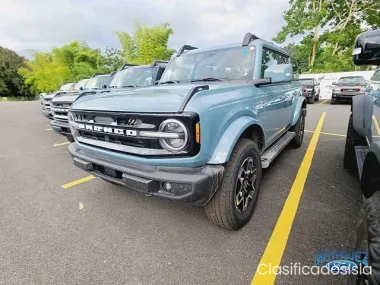 Ford Bronco Base 2021