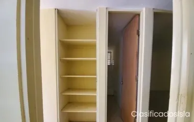 It has three bedrooms, 1 bathroom,